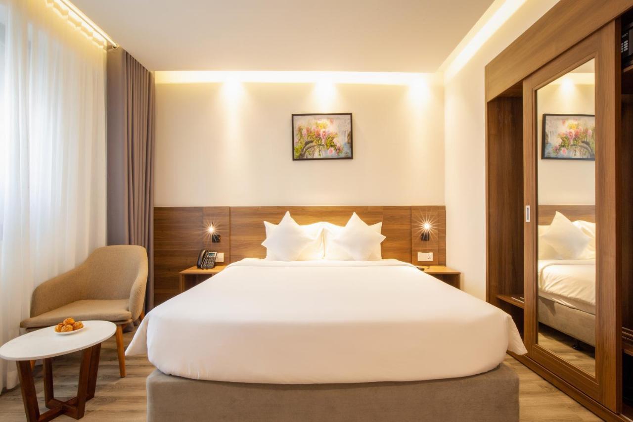 Merlot Hotel Nha Trang Extérieur photo