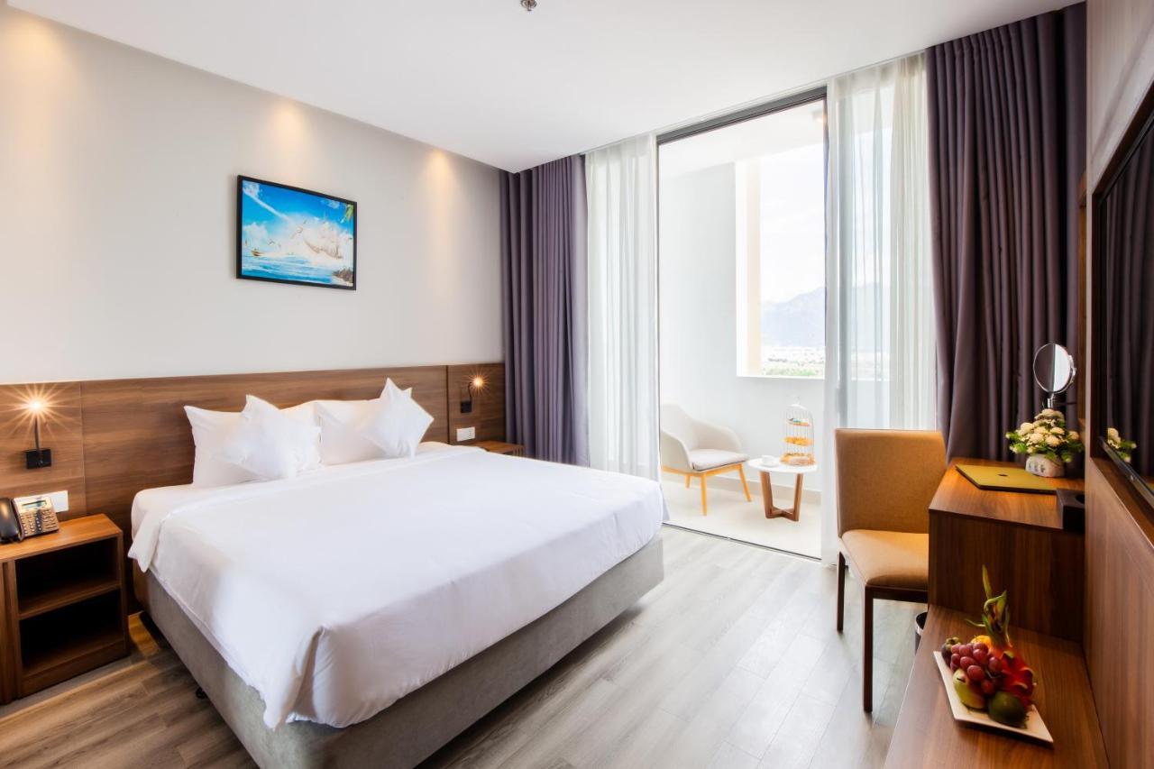 Merlot Hotel Nha Trang Extérieur photo