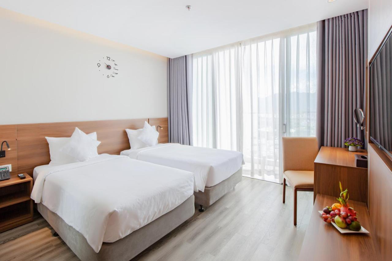Merlot Hotel Nha Trang Extérieur photo