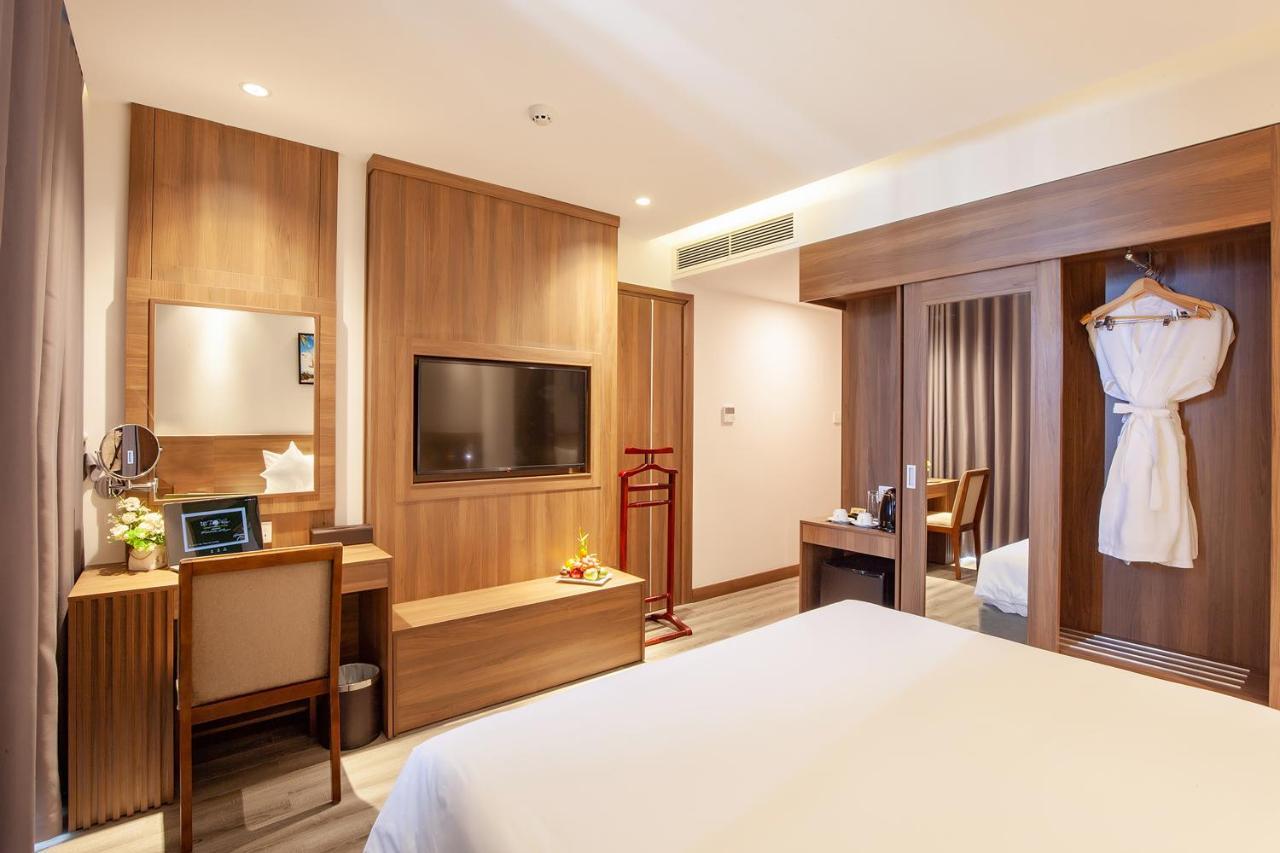 Merlot Hotel Nha Trang Extérieur photo